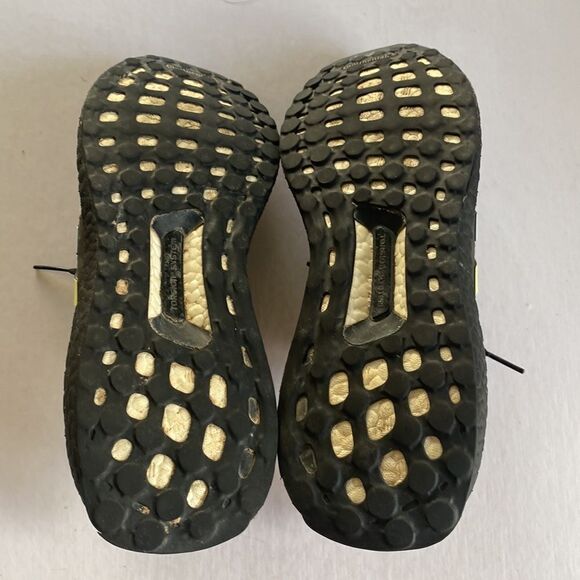 ADIDAS ULTRABOOST Men’s Sneakers Size 10 - Picture 6 of 9